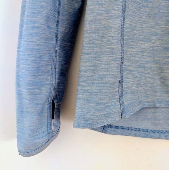 Northface Pullover, Baby Blue & Lightweight - Picture 4 of 4